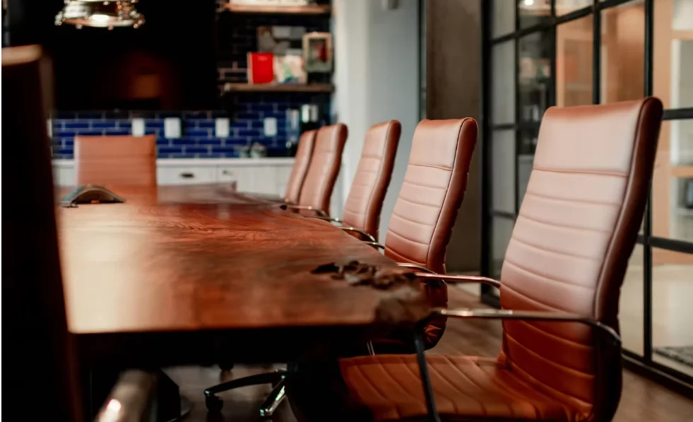 Commercial leather cleaning service for offices and businesses